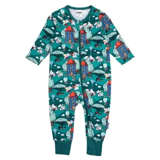 Muumi Vauvojen Pyjama, Kotipiha