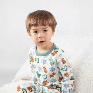 Motion's nightwear set