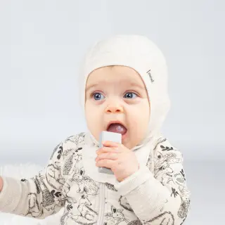 Jonathan Baby merinovillakypärämyssy