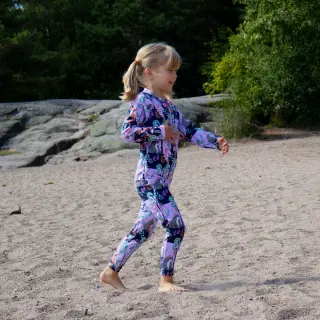 Jonathan aurinkosuojahaalari