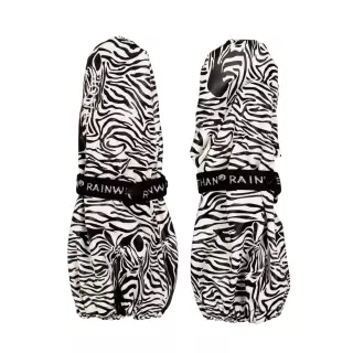 Jonathan saderukkaset, Valkoinen