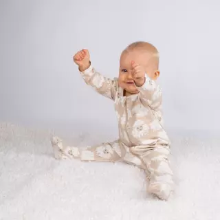 Nalle romper with footies